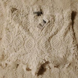 NWT Charlotte Russell white shorts. Medium